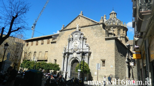 Universitas Granada: Warisan Sejarah dan Inovasi Akademik